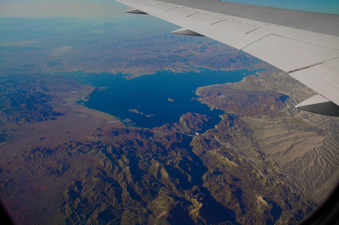 En el Vuelo, fotografía de Geo Aragón (Siguiendo al Conejo Blanco)