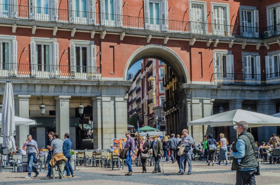 La Plaza Mayor de Madrid, fotografía de Geo Aragón (Siguiendo al Conejo Blanco)