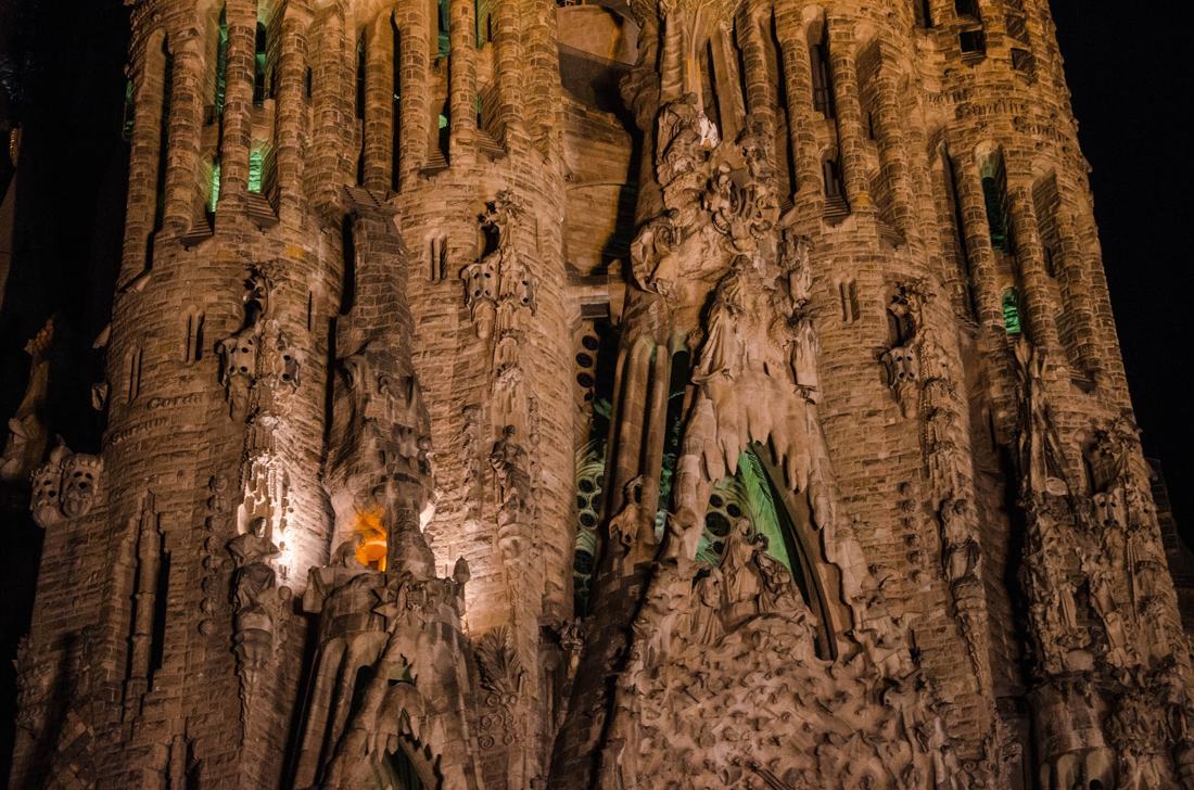 La Sagrada Familia, Fotos Nocturnas, fotografía de Geo Aragón (Siguiendo al Conejo Blanco)