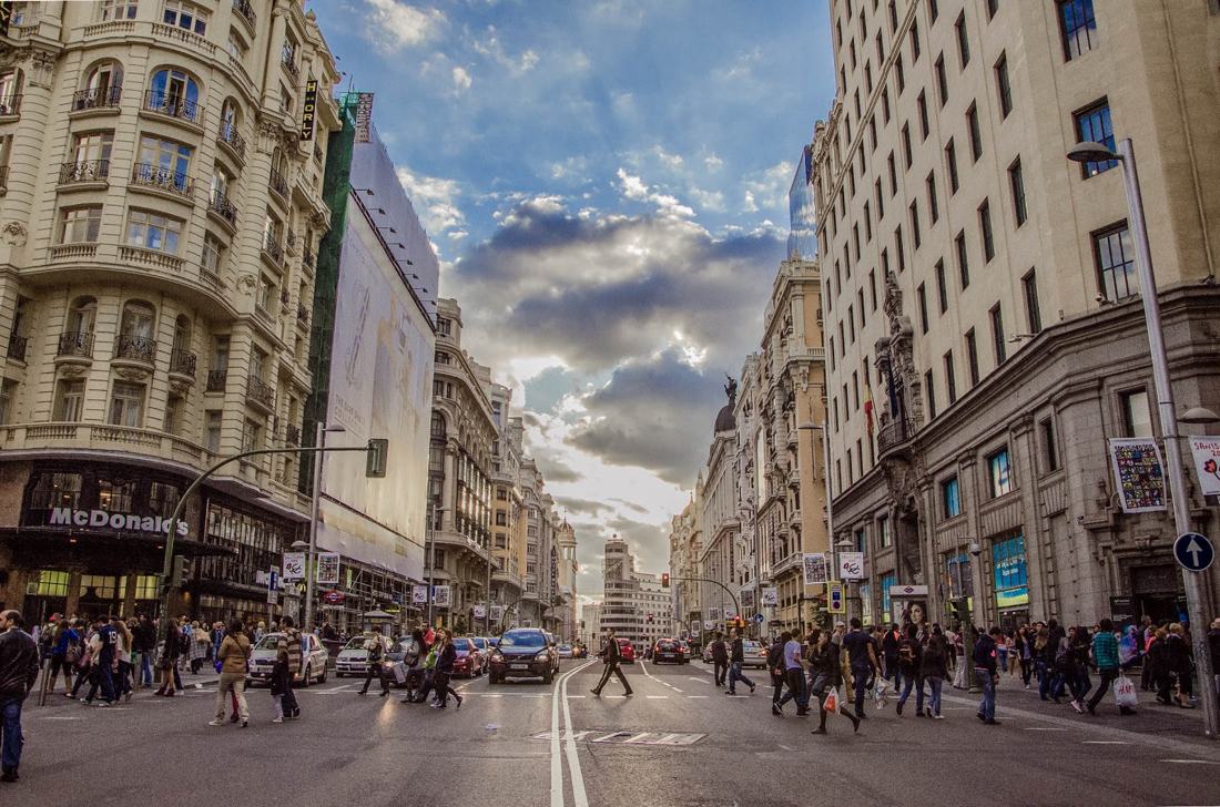 Las calles de Madrid I, fotografía de Geo Aragón (Siguiendo al Conejo Blanco)
