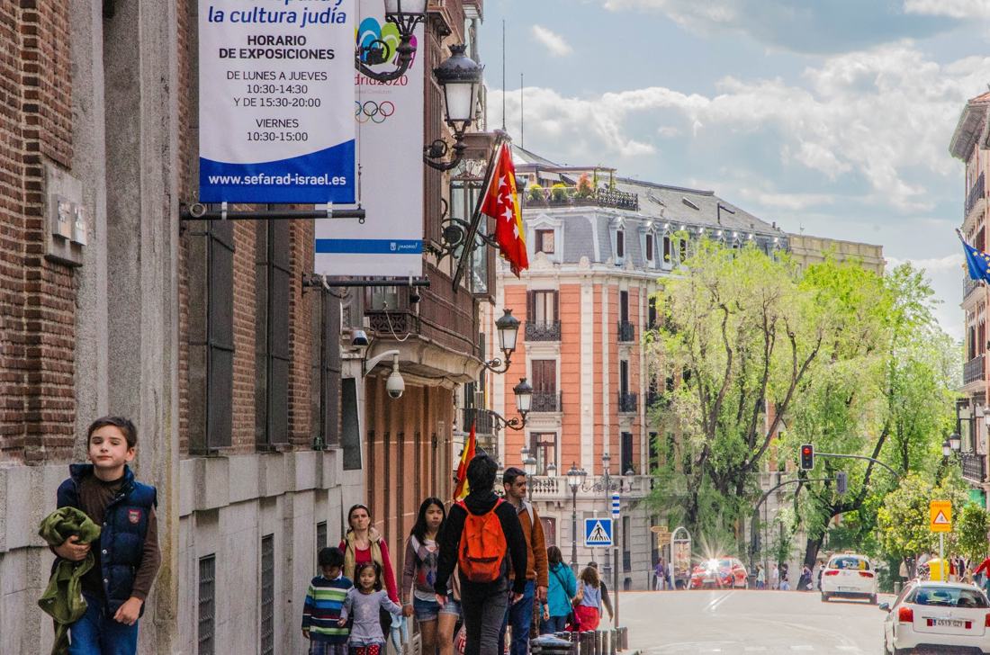 Otras calles de Madrid, fotografía de Geo Aragón (Siguiendo al Conejo Blanco)